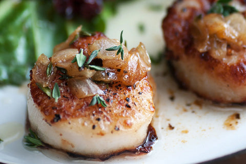 Seared Scallops in Lemon Herb Sauce